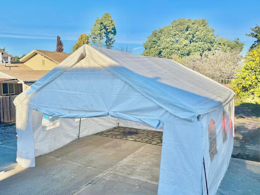 Event Tent – 10x20